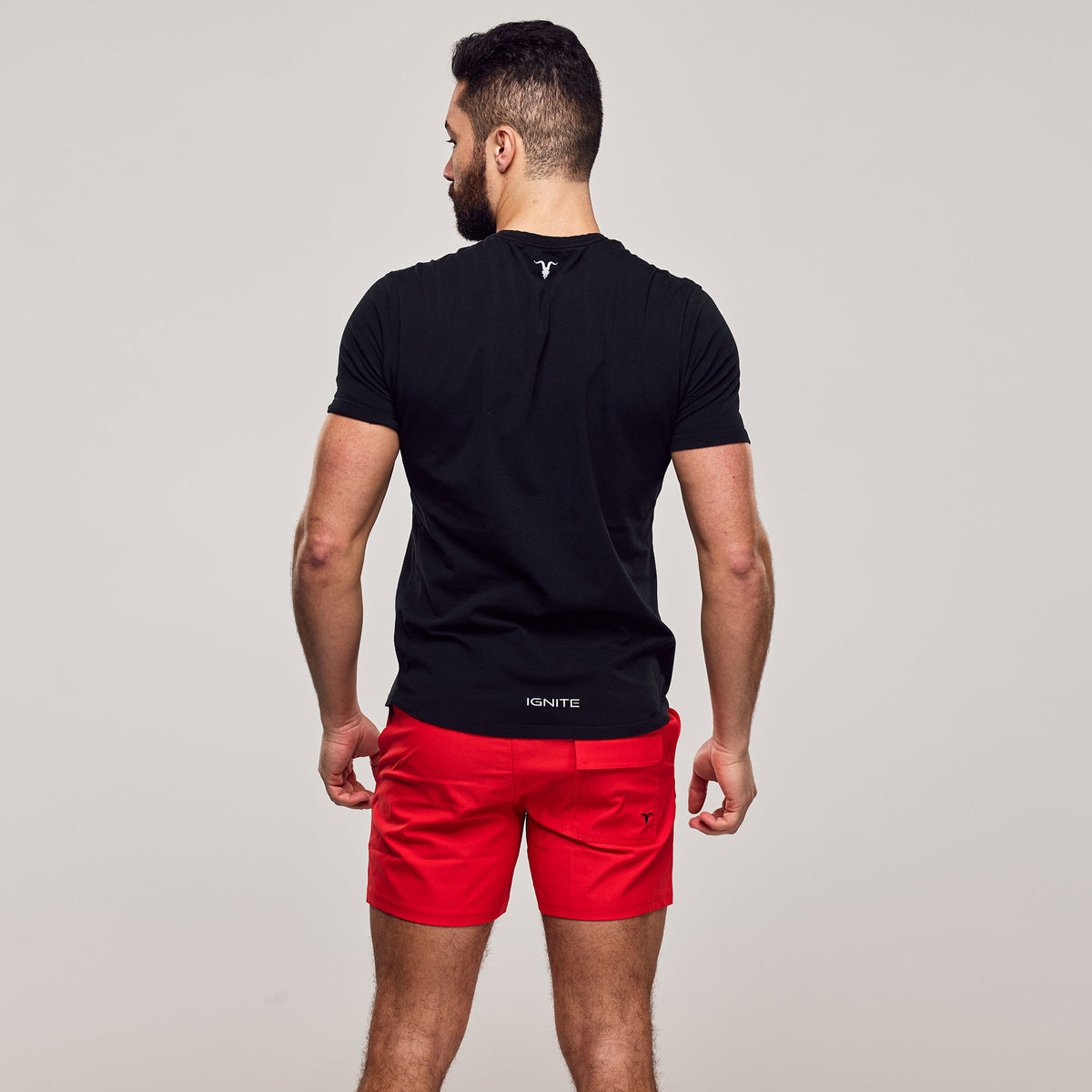 Essential Tee- Black